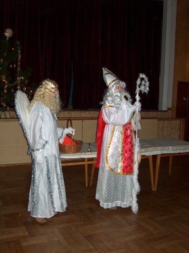 Mikulášské zpívání u stromečku - 05.12.2006